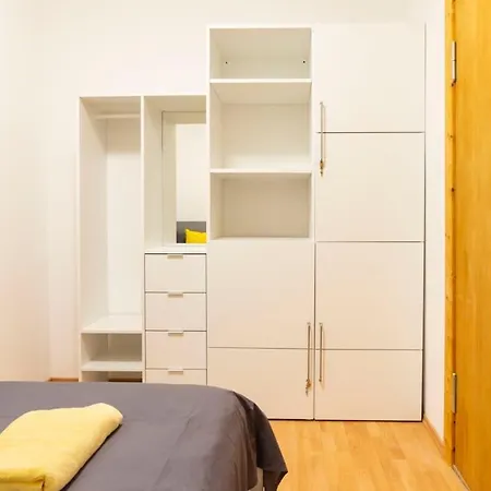 Apartment Cozy 2 Next To Hermannstraße