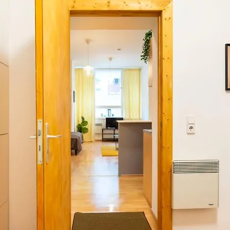 Cozy 2 Next To Hermannstrasse * Berlin