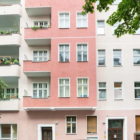 Apartment Cozy 2 Next To Hermannstrasse *