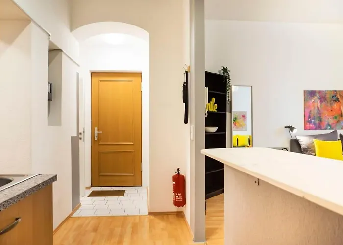 Cozy 2 Next To Hermannstrasse Appartamento *