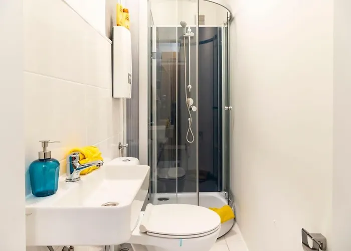 Cozy 2 Next To Hermannstrasse Apartament